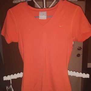 Nike Women's Orange Activewear T-Shirt Small